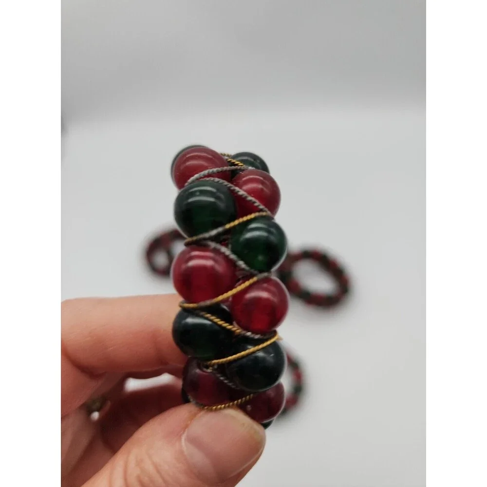 Kemp & Beatly set of 8 Christmas Red & Green Glass Beaded Napkin Ring Holders